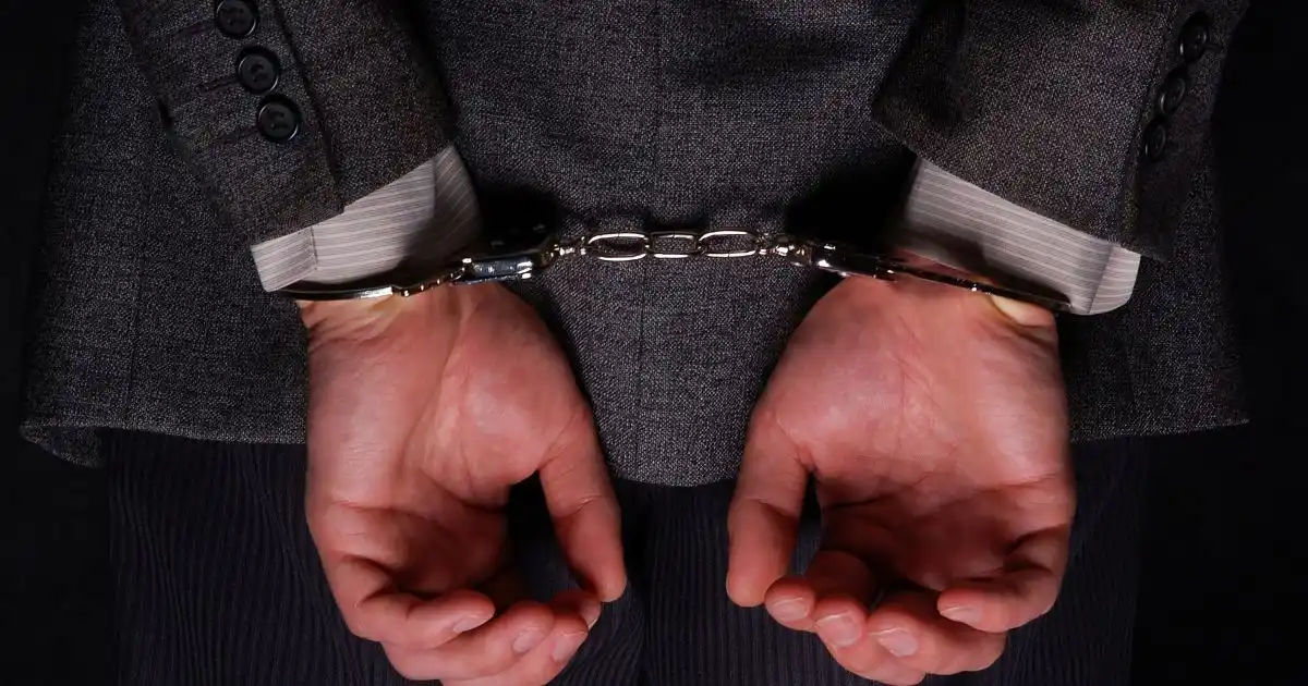 How to Get Rid of an Arrest Warrant Legally